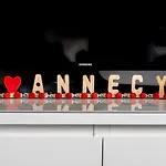 Annecy Lake Central Daire *